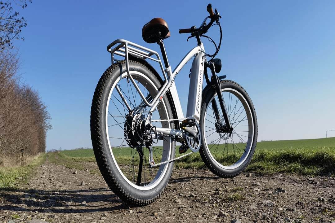 Sådan repareres en elcykelkæde, der ikke stopper med at springe over