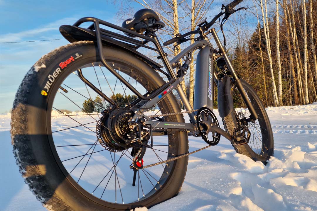 Ride with Delight: Snowy Electric Biking Bliss with Your Shengmilo Electric Bike!